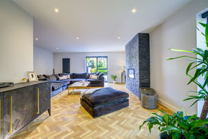 Photo 7- click for photo gallery